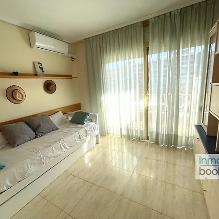 Sun Beach Internacional شقة *